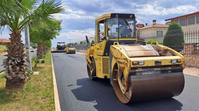 Döşemealtı Belediyesi, İlçeyi Modern Yollara Kavuşturuyor