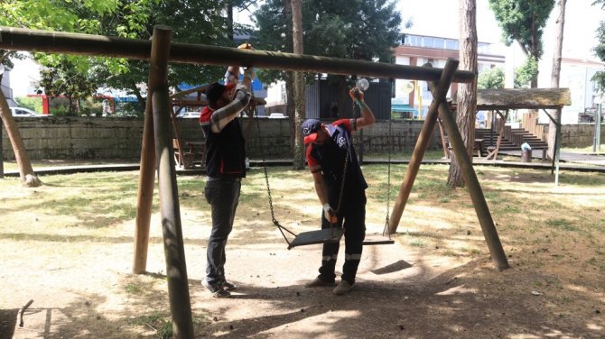 Çocuklar Oynasın Diye Kent Park’ta Onarım Başladı