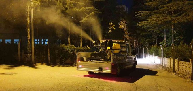 Elazığ’da İlaçlama Çalışmaları Sürüyor