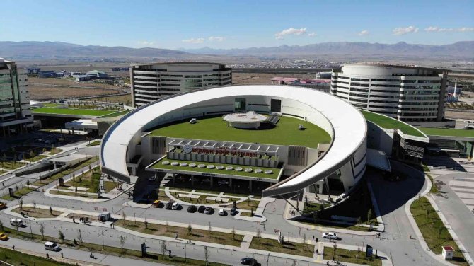 Erzurum’da Yanık Tedavi Merkezi 32 Bin Kişiye Merhem Oldu