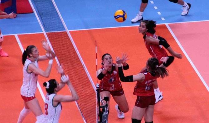 Fıvb Milletler Ligi: Tayland: 3 - Bulgaristan: 0
