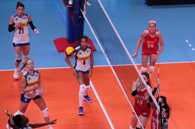 Fıvb Milletler Ligi: Türkiye: 3 - İ̇talya: 0