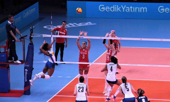 Fıvb Milletler Ligi: Türkiye: 3 - İ̇talya: 0