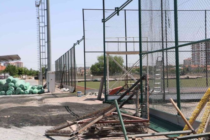 Argıncık Amatör Spor Tesisleri Yenileniyor