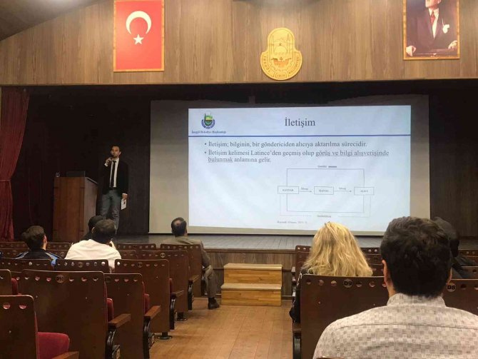 İ̇negöl Belediyesi’nde Kurum İçi Eğitimler Sürüyor