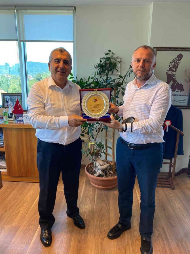 Keleş Iso 500 Sanayi Kuruluşları Listesinde Yükselen Firmaları Kutladı