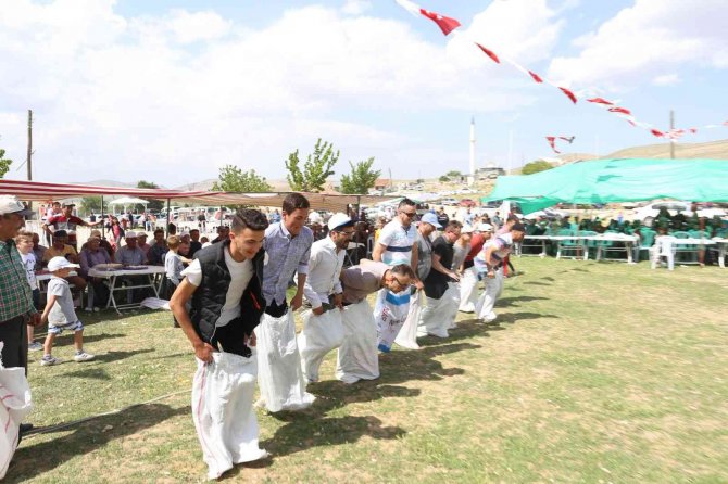 Kepez Belediye Başkanı Tütüncü, Beğiş Yaylası’nda Pilav Şenliğine Katıldı