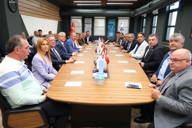 Memleket Partisi Genel Başkanı İ̇nce’den Eskişehir Osb’ye Ziyaret