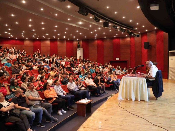 Nazilli’de ‘Hayatımız Sınav’ Konferansı Yapıldı