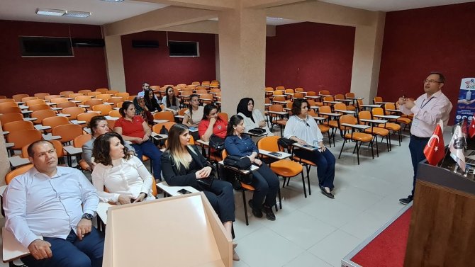 Nazillili Girişimci Kadınlar Ürettiklerini Sosyal Medyada Da Pazarlayacak