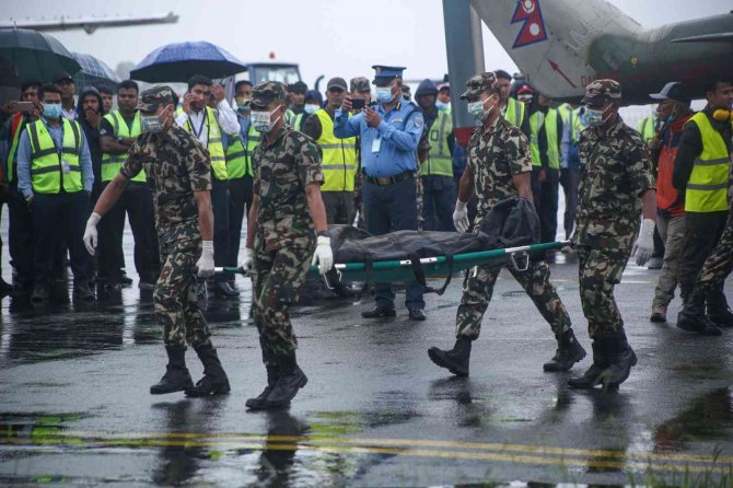Nepal’de Uçak Kazasında Ölenlerin Cenazeleri Katmandu’ya Gönderildi