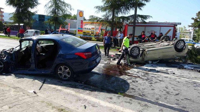Ordu’da Feci Zincirleme Kaza: 2’si Ağır 6 Yaralı