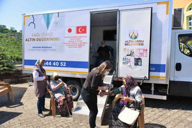 Mobil Sağlık Tarama Aracı İle Kırsal Mahallelerdeki Vatandaşlar Bilinçlendiriliyor