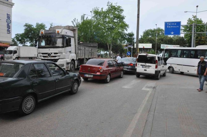Ünye’de Trafikte ’Bakım’ Yoğunluğu