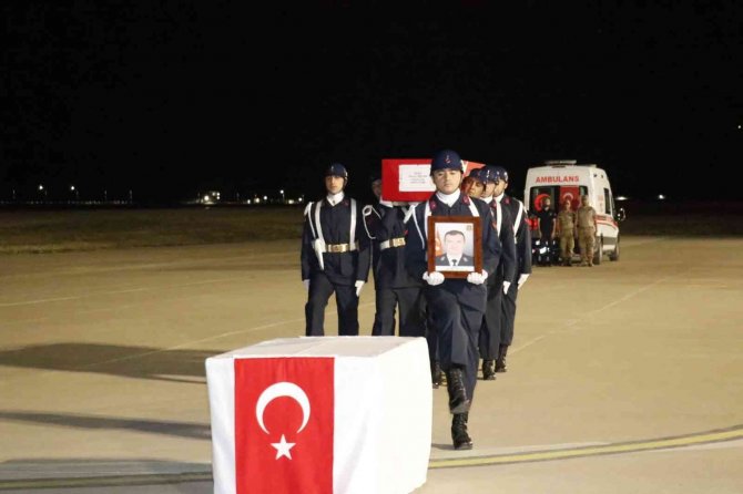 Siirt’te Şehit Asker İçin Tören Düzenlendi