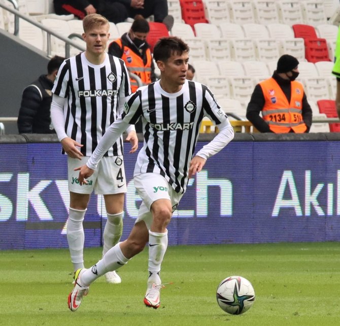 Altay’da Cebrail Karayel Veda Etti