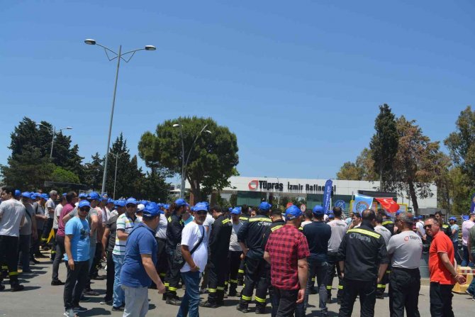 Tüpraş’ın Aliağa Rafinerisi’nde İşçiler Eylemde