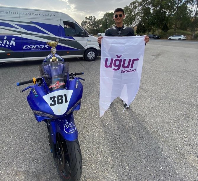 Uğurlu Işık Kupayı Kaptı