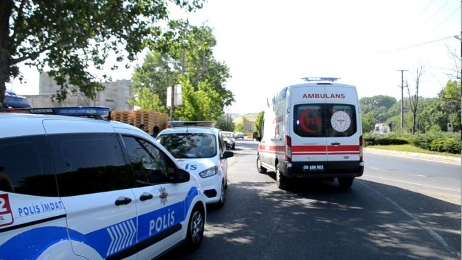 Üzerine Ahşap Palet Devrilen İşçi Yaralandı