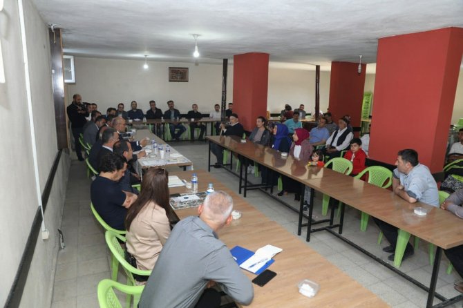 Başkan Vekili Aydın Mahalle Toplantılarına Devam Ediyor
