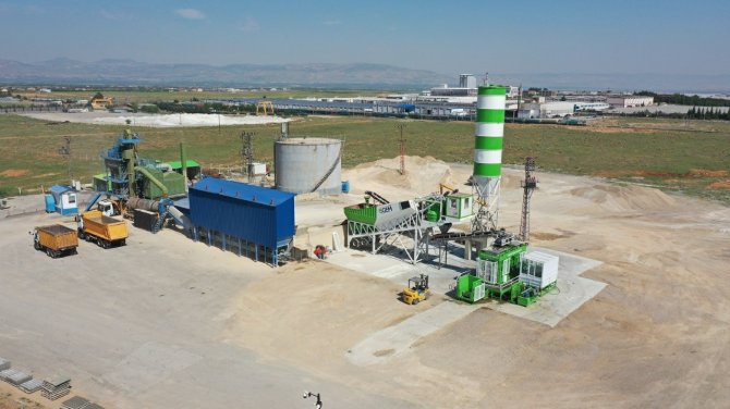 Yeşilyurt’ta ‘Kilit Parke Taşı Üretim Tesisi’ Hizmete Girdi
