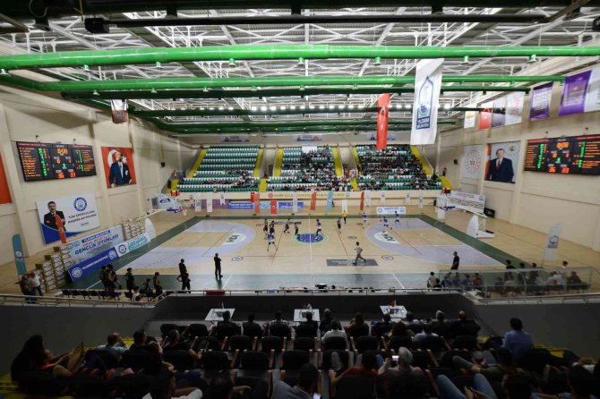 Yıldırım Belediyesi Okul Sporları Şenliği Tamamlandı