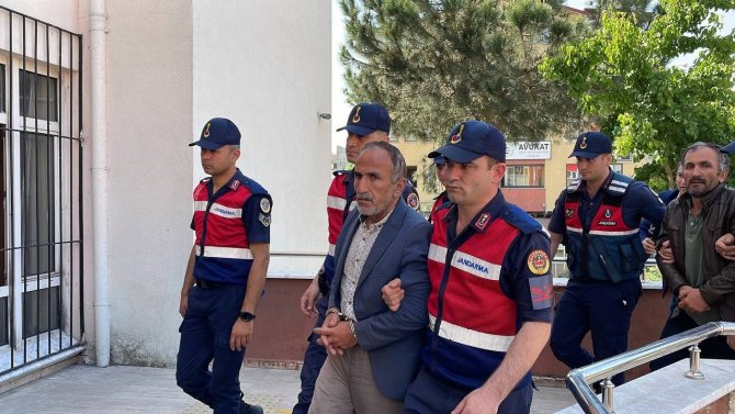 Kesikbaş Cinayetindeki 6 Şüpheli Adliyede