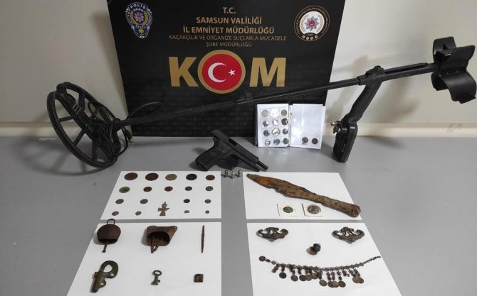 Miras Operasyonu’nda 29 Bin 11 Sikke Ele Geçirildi