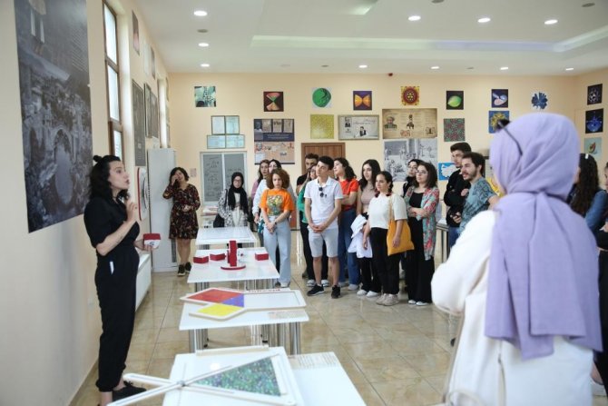 Gazi Üniversitesi Öğrencileri Matematik Müzesi’ne Hayran Kaldı