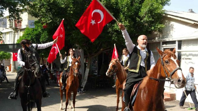 Kozan’ın Düşman İşgalinden Kurtuluşunun 102. Yılı Coşkuyla Kutlanıyor