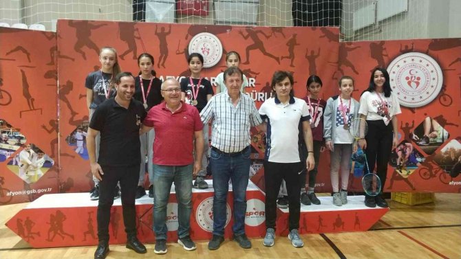Badminton Mahalli Müsabakaları Tamamlandı