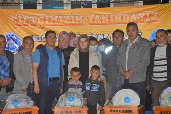 Akyurt’ta Arılı Kovanlar Sahiplerini Buldu