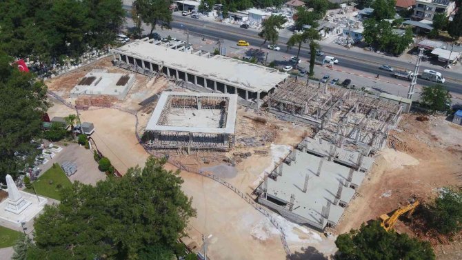 Uncalı Kent Mezarlığı İnşaatı Hızla İlerliyor