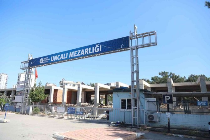 Uncalı Kent Mezarlığı İnşaatı Hızla İlerliyor