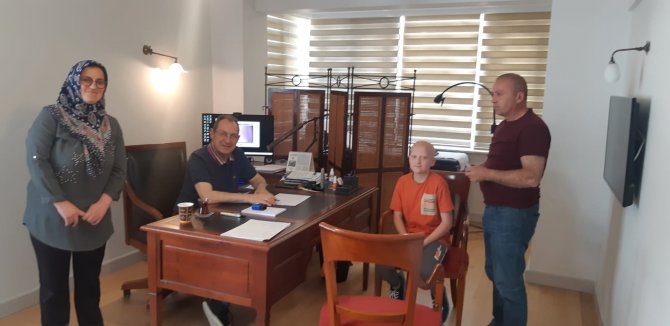 11 Yıl Önce Berbere Gitti Bir Daha Saçları Çıkmadı