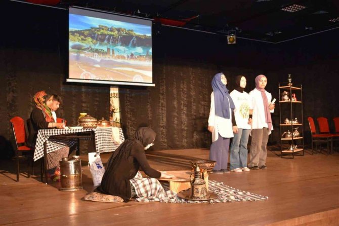 "Bana Erzincan’ı Anlatır Mısın? Sunum Ve Canlandırma Yarışması Final Programı" Gerçekleştirildi