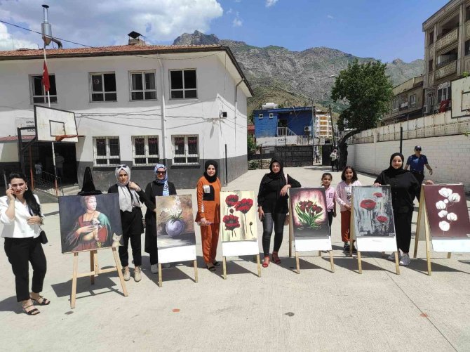 Batman’da ’Hayat Boyu Öğrenme Haftası’ Sergisi