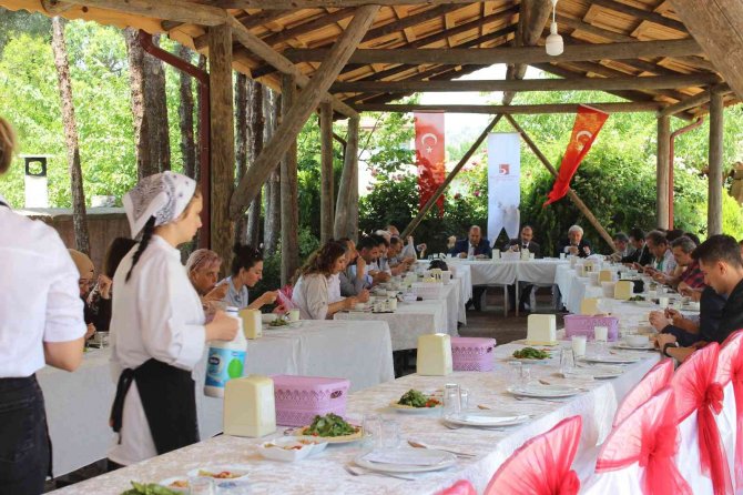 Osmaneli De Myo Akademik Kurul Toplantısı Yapıldı
