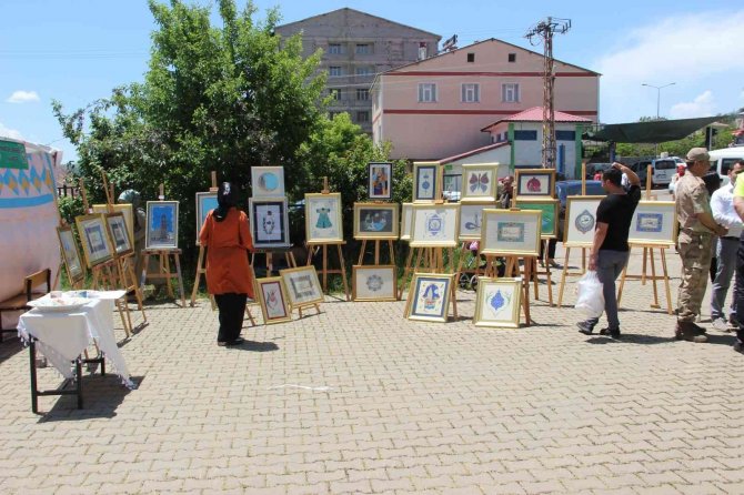 El Emeği Göz Nuru Ürünler Sergilendi