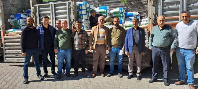 Adilcevaz’da Çiftçilere Fasulye Tohumu Dağıtımı