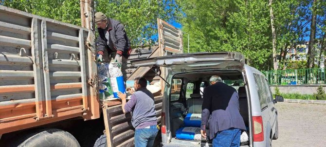 Adilcevaz’da Çiftçilere Fasulye Tohumu Dağıtımı