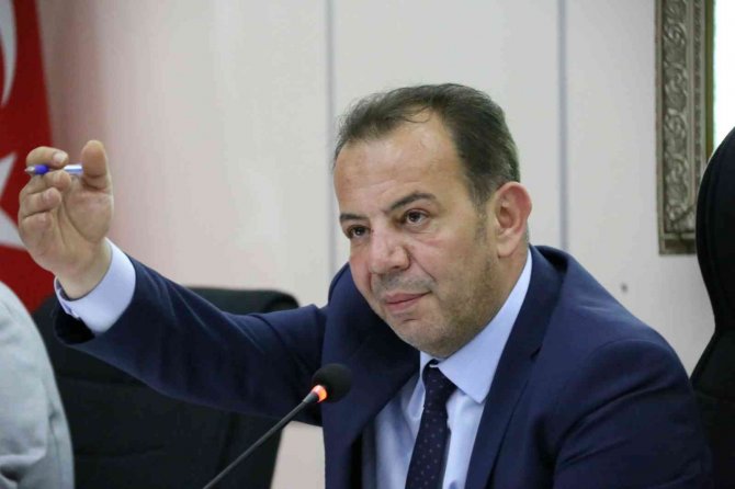 Mahkemeden Kadın Meclis Üyesine Belediye Başkanından 30 Gün Koruma Kararı