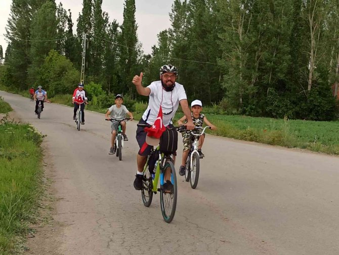 Büyük Taarruz’un Başladığı Yerde 100. Yıl İçin Pedal Çevirdiler