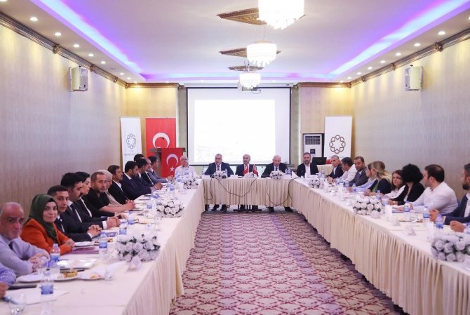Sosyal Politikalarda 7 Bölge 7 Yıl Projesi Çerçevesinde Mardin’de Toplantı Gerçekleştirildi