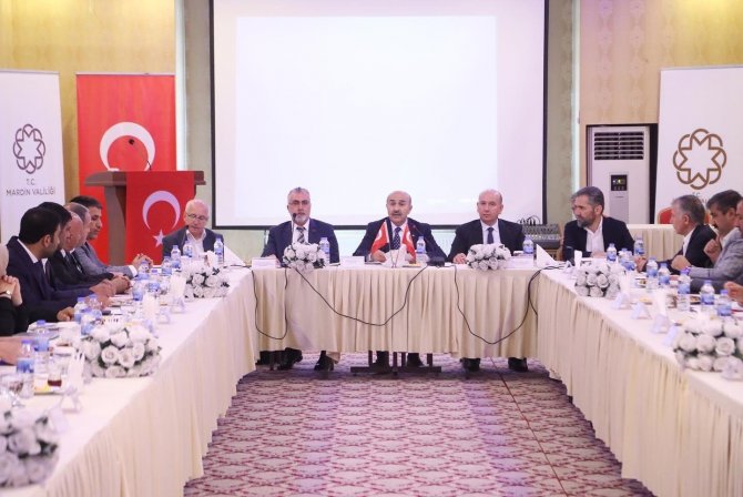 Sosyal Politikalarda 7 Bölge 7 Yıl Projesi Çerçevesinde Mardin’de Toplantı Gerçekleştirildi