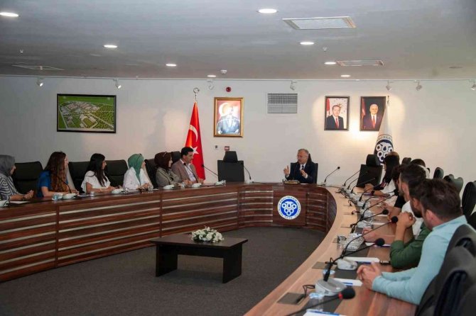 Ebyü İle Dokuz Eylül Üniversitesi Arasında İşbirliği Devam Ediyor