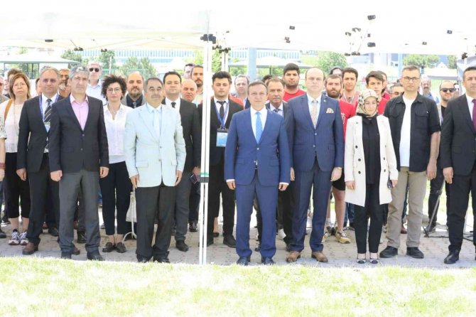 Erü’de ‘21. Öğrenci Bahar Şenliği’ Başladı