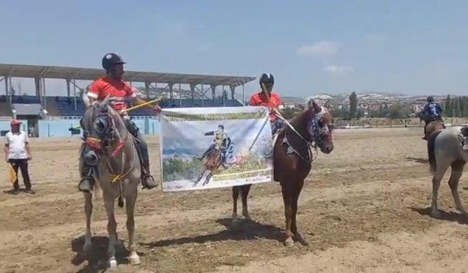 Atlı Cirit Heyecanı Selendi’de Başladı