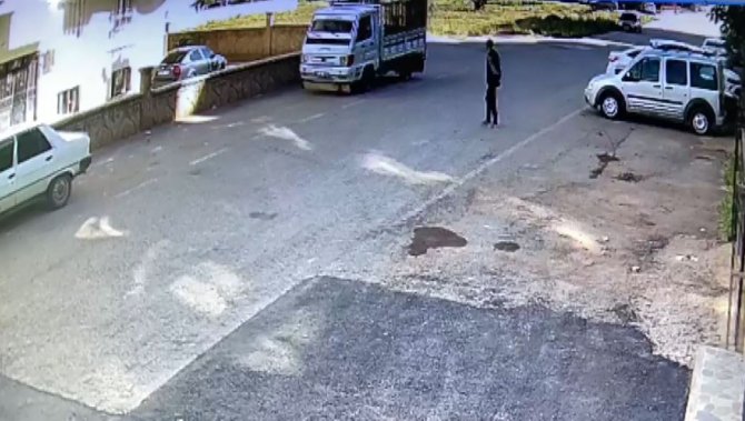 İ̇nşaattaki Elektrik Kabloları Çalındı