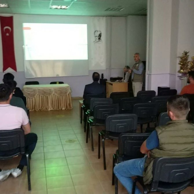 Kastamonu’da Avcılara Eğitim Verildi